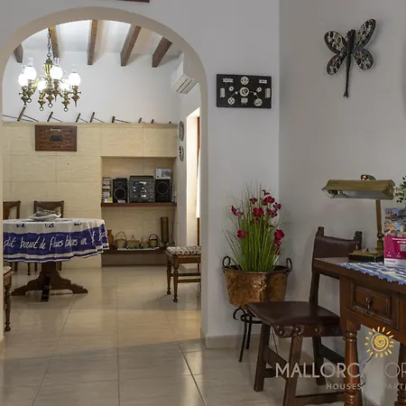 Casa Guillermo Bonita Casa De Pueblo En * Pollenca